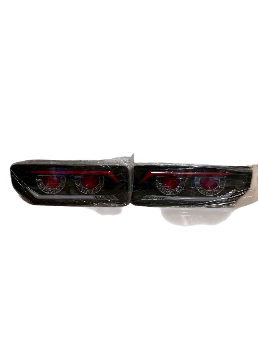 新品未使用級 JB64 JB74 ジムニー バルカンファイバーLEDテールランプ LED テールランプ 左右セット スモーク シーケンシャル？ 社外品