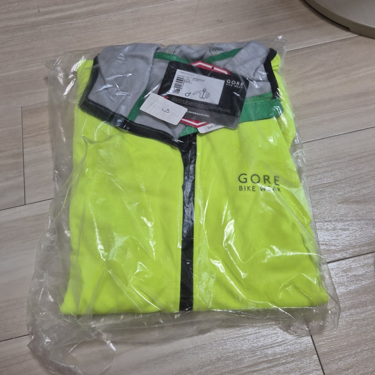 GORE BIKE WEAR ゴアバイクウェア サイクリングウィンタージャケット イエロー XL　ウインドウストッパー