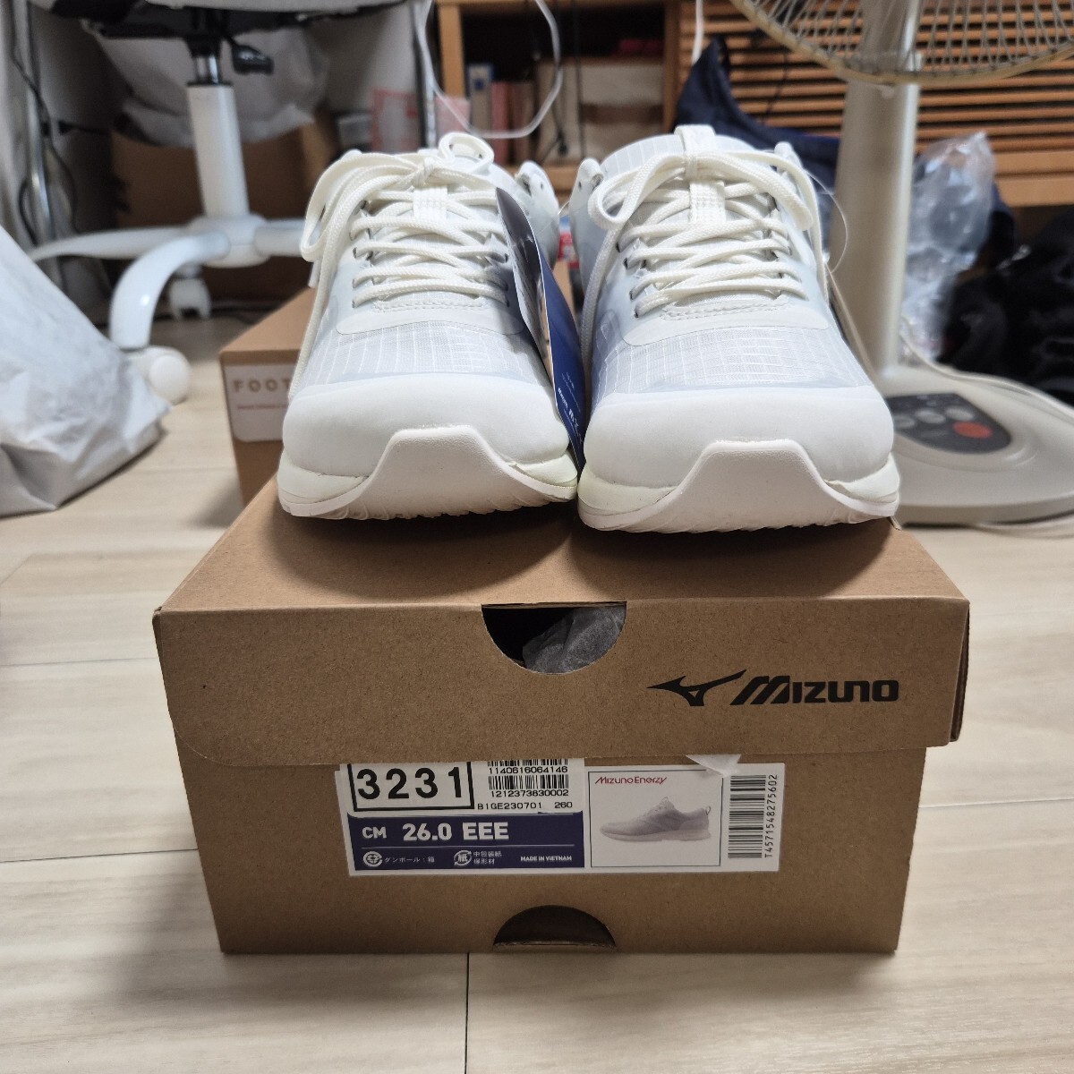 MIZUNO ミズノ ランニングシューズ 26.0cm EEE ホワイト
