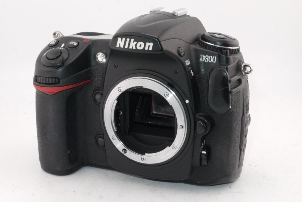 ニコン NIKON D300 ボディ デジタル一眼 #3050 #0044