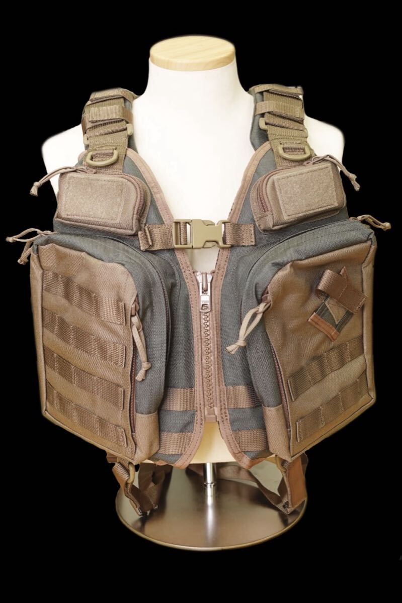 サブロック　subroc V-one vest 1000d dark beige gray