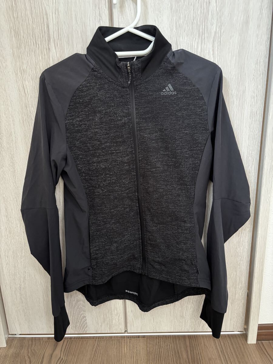 【送料無料・美品】adidas アディダス ランニングジャケット ブラック ウィメンズ　レディース 黒 M スポーツウェア ブラック