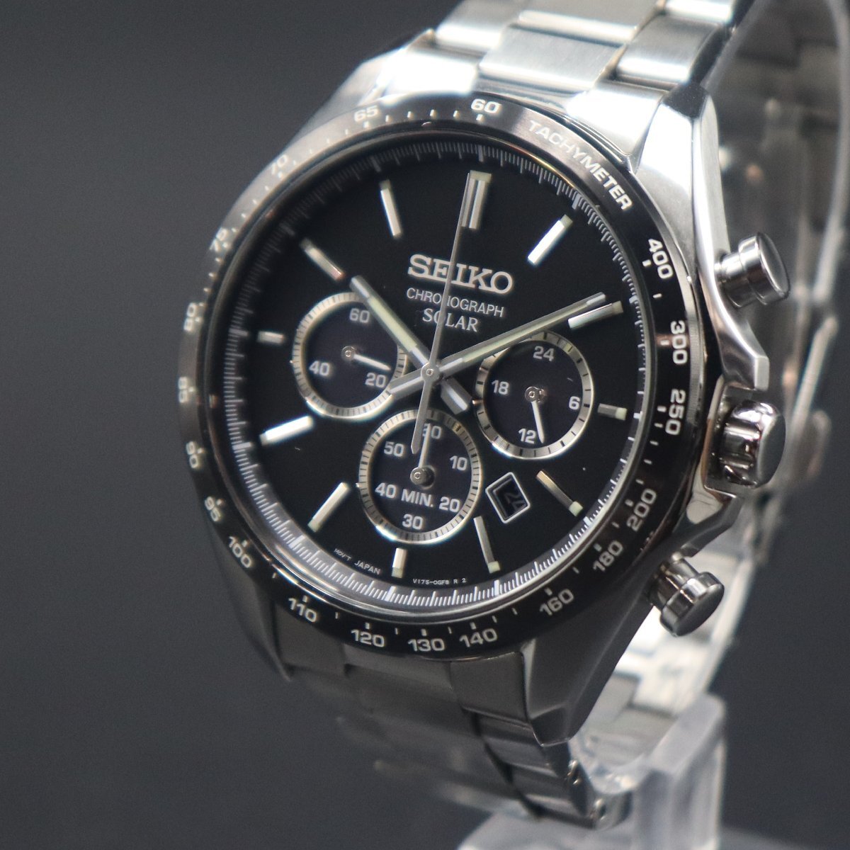 SEIKO SOLAR セイコー ソーラー クロノグラフ V175-0FA0 ソーラー スモセコ 24時間計 黒文字盤 デイト 純正ブレス メンズ腕時計