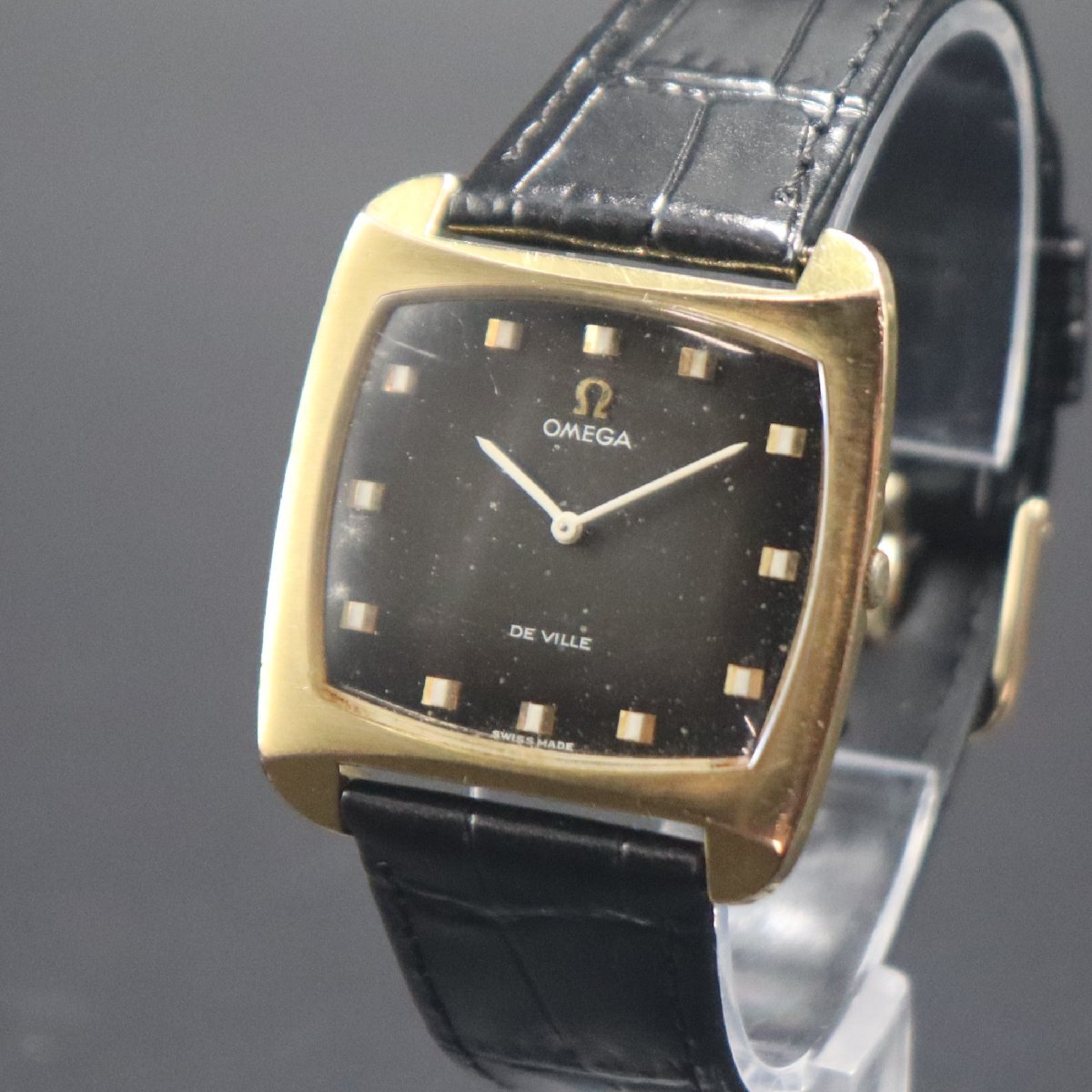 OMEGA De Ville オメガ デビル 手巻き ゴールドカラーケース スクエア 黒文字盤 2針 新品革ベルト スイス製 アンティーク メンズ腕時計