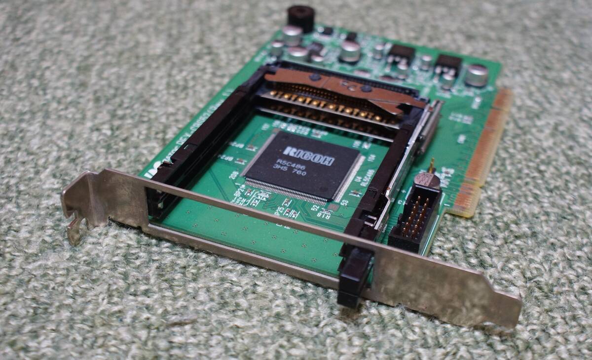 ★ラトックシステム PCカードアダプタ REX-CBS52★