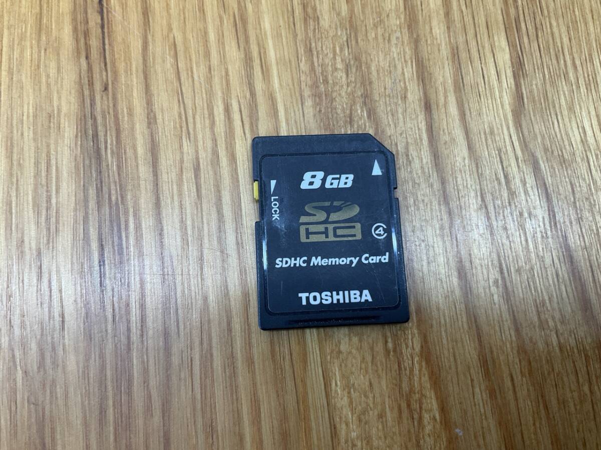 TOSHIBA SDHCカード 8GB Class4 日本製 (国内正規品) SD-L008G4