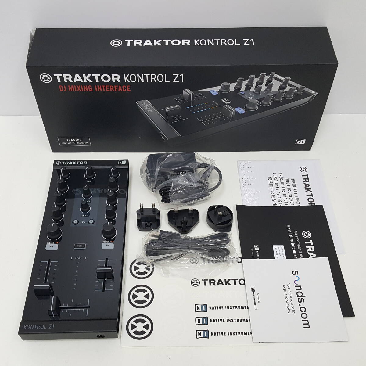 ＊極美品＊【 Traktor Kontrol Z1 】NI Native Instruments DJコントローラー DJ MIXING INTERFACE