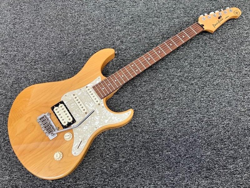 ◆ YAMAHA PAC604W Pacifica ◆ ヤマハ パシフィカ　スパーゼル、ウィルキンソン 搭載　　ソフトケース付属です♪中古品