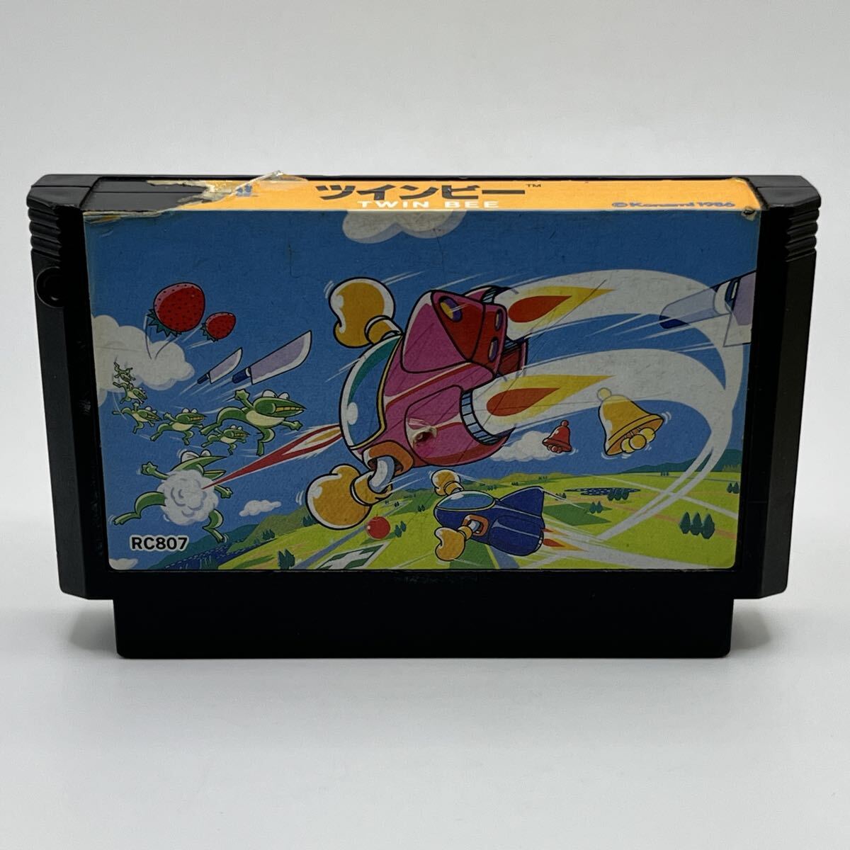 ツインビー TWIN BEE KONAMI コナミ Nintendo 任天堂 ファミリーコンピュータ ファミコン FC ソフト カセット カートリッジ