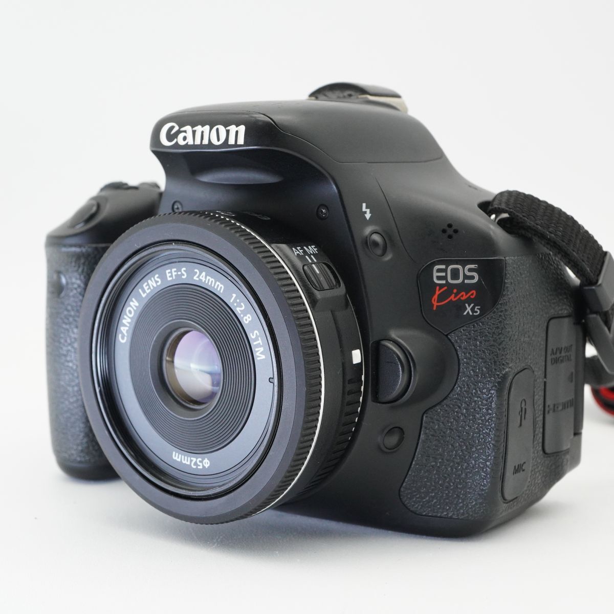 良品 動作確認済 Canon キヤノン EOS Kiss X5 薄型レンズ EF-S 24mm F2.8 STM デジタル一眼レフカメラ #g194B3981