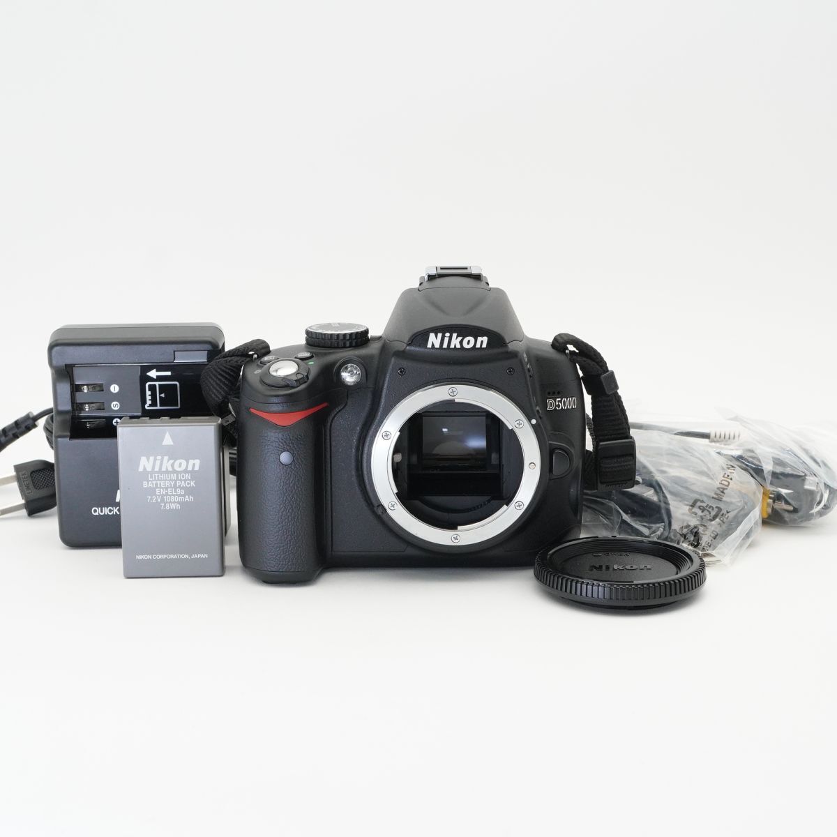 美品 動作確認済 Nikon ニコン D5000 デジタル一眼レフカメラ #g15AA11728