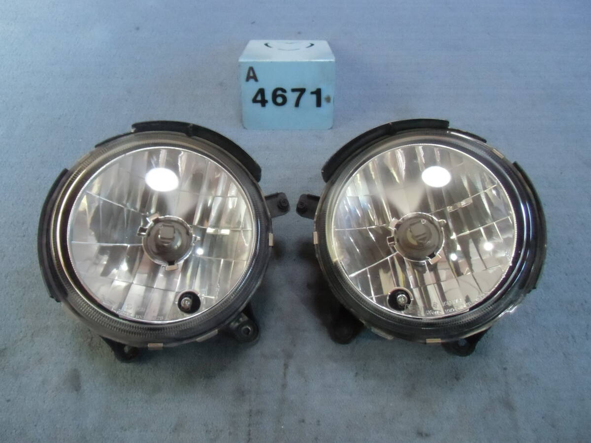 A4671:ミラ ジーノ/L700S⑨ 左右ヘッドライト 中古品