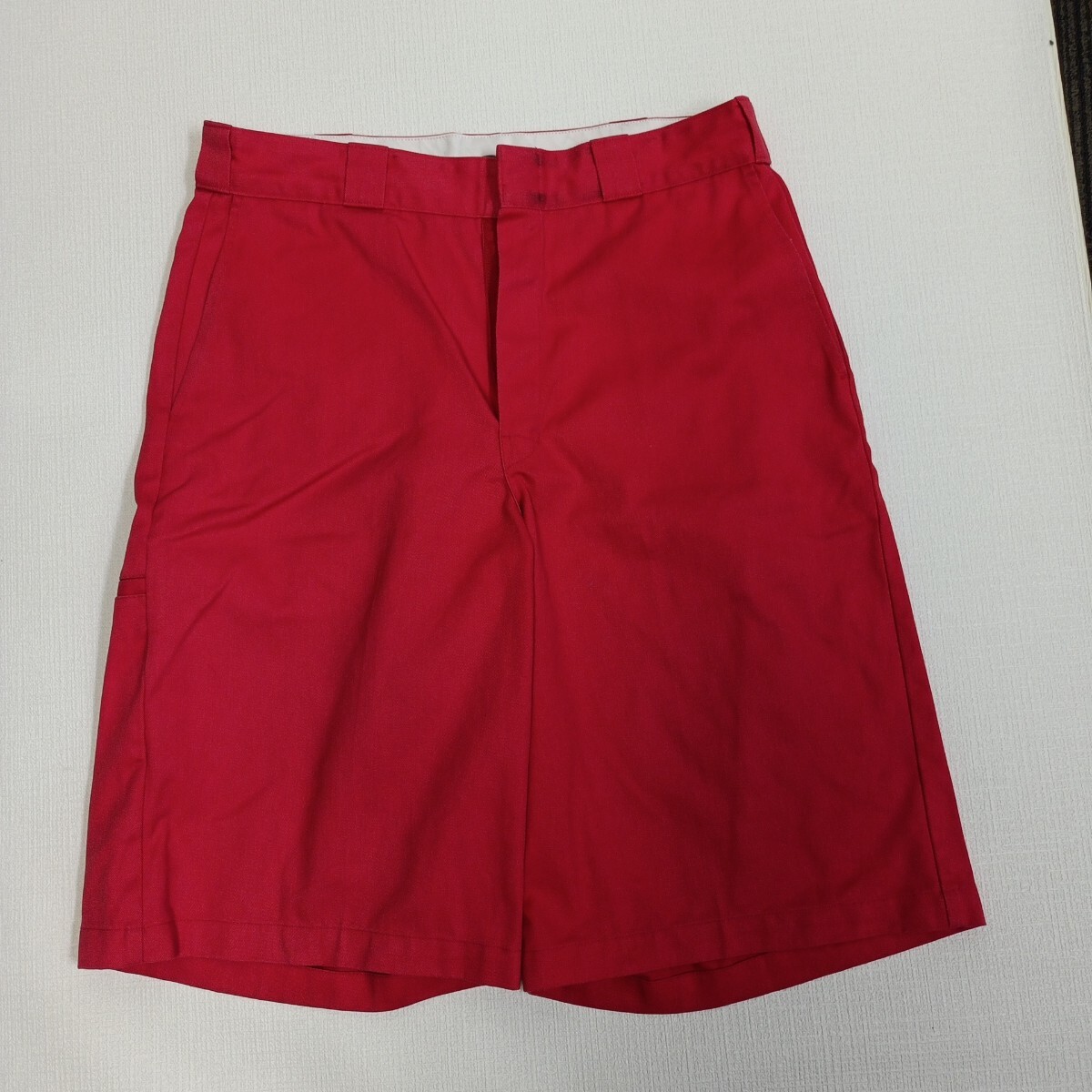 y070109fk ディッキーズ Dickies ルーズフィットワークショーツ ショートパンツ レッド 34