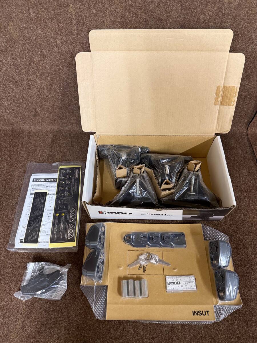 【未使用】100 1F／INNO スクエアベースステー 鍵2本付 取説付 キー付 INSUT ベーシックステー イノー 黒 カーメイト SU取付フック K381