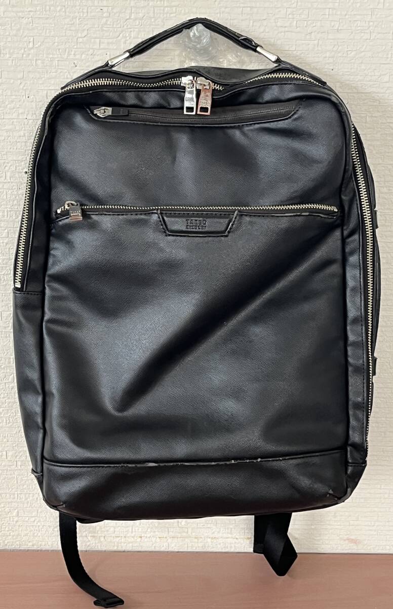 21096 TAKEO KIKUCHI　タケオキクチ　リュック バックパック　ビジネスバッグ 2wayバッグ　現状品　自宅保管品　傷汚れ一か所穴有