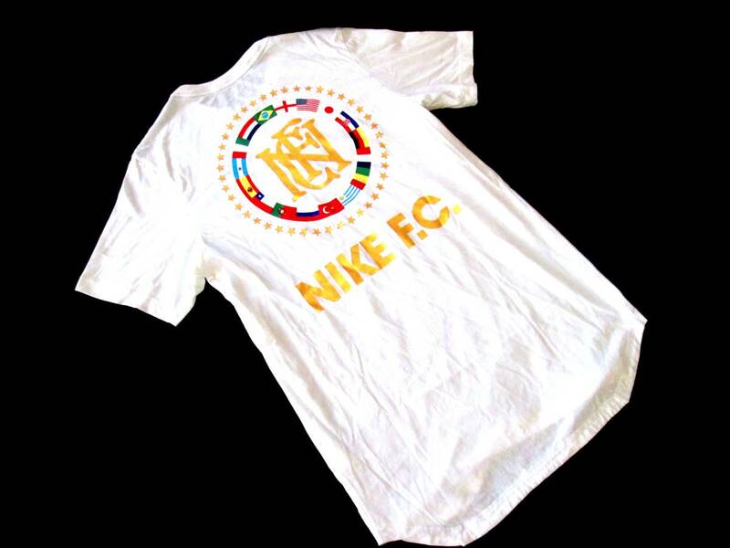 廃盤モデル　人気モデル　美品　ナイキ　NIKEF.C.　フラグ　クレスト　Tシャツ　ネイマール