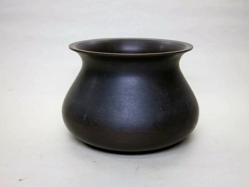[大幸]　古銅小建水　胴径10.5cm　希少良品　珍しい小さな建水　砂張　時代道具　古民具　茶道具　煎茶具