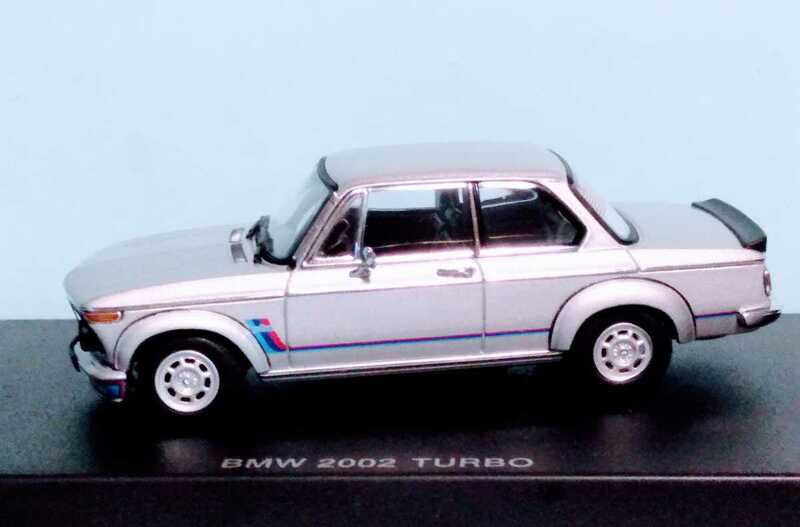 希少車 未使用！！オートアート　ＢＭＷ ２００２　ターボ　　シルバー　1/43