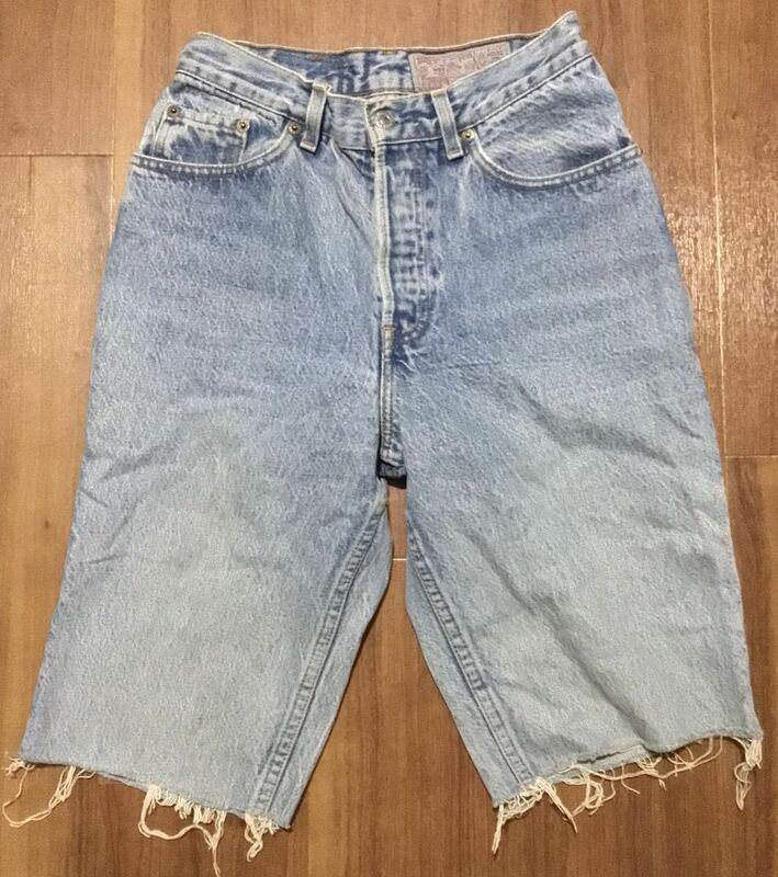 USA輸入★Levi‘s 901 W29 ハーフパンツ カットオフジーンズ★ヒッピー系 ボタンフライ