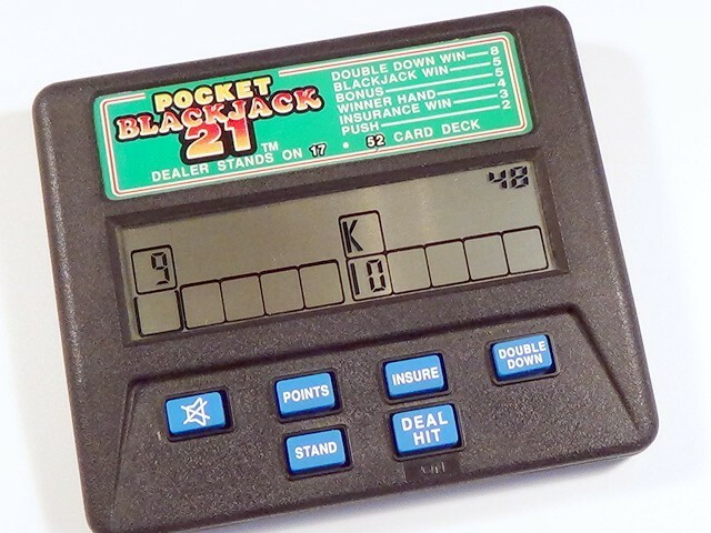 レア レトロ 珍しい携帯ギャンブルゲーム ポケット ブラックジャック 21 POCKET BLACKJACK 21 カード トランプ ラスベガス LSI LCD