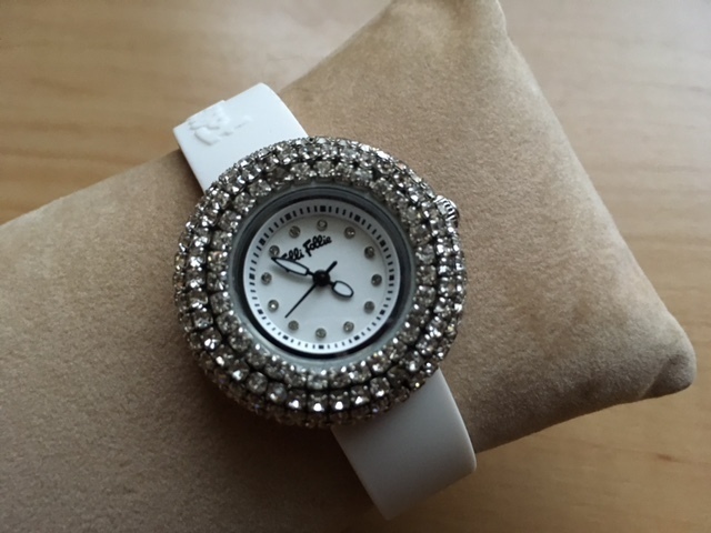 美品 FOLLI FOLLIE フォリフォリ WF2P010ZS ラインストーン 純正ホワイトラバーベルト ホワイト文字盤 クオーツ レディース 腕時計
