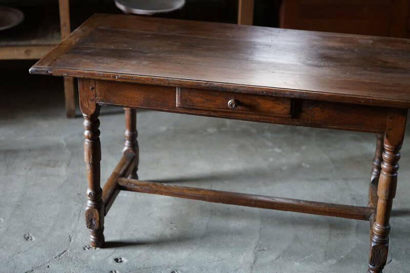 古い無垢材のロレーヌ地方の木製テーブル / 19世紀・フランス / 古家具 古道具 古物 家具 机 B