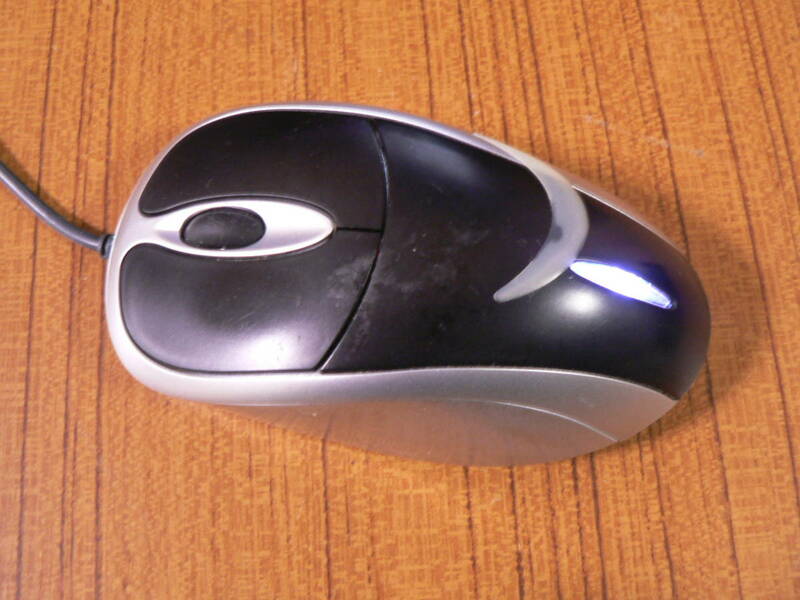 送料最安 300円 MOU14：USBホイール付き光学マウス　オーム　OMO-044L2　G-2003/01-2043　動作品