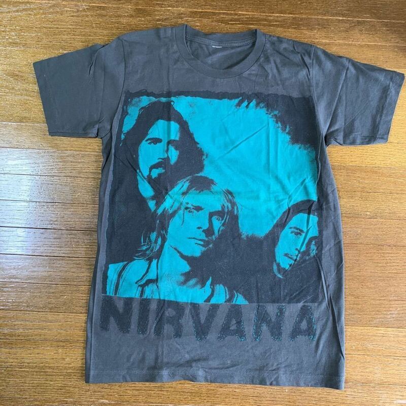 Nirvana カートコバーン Tシャツ