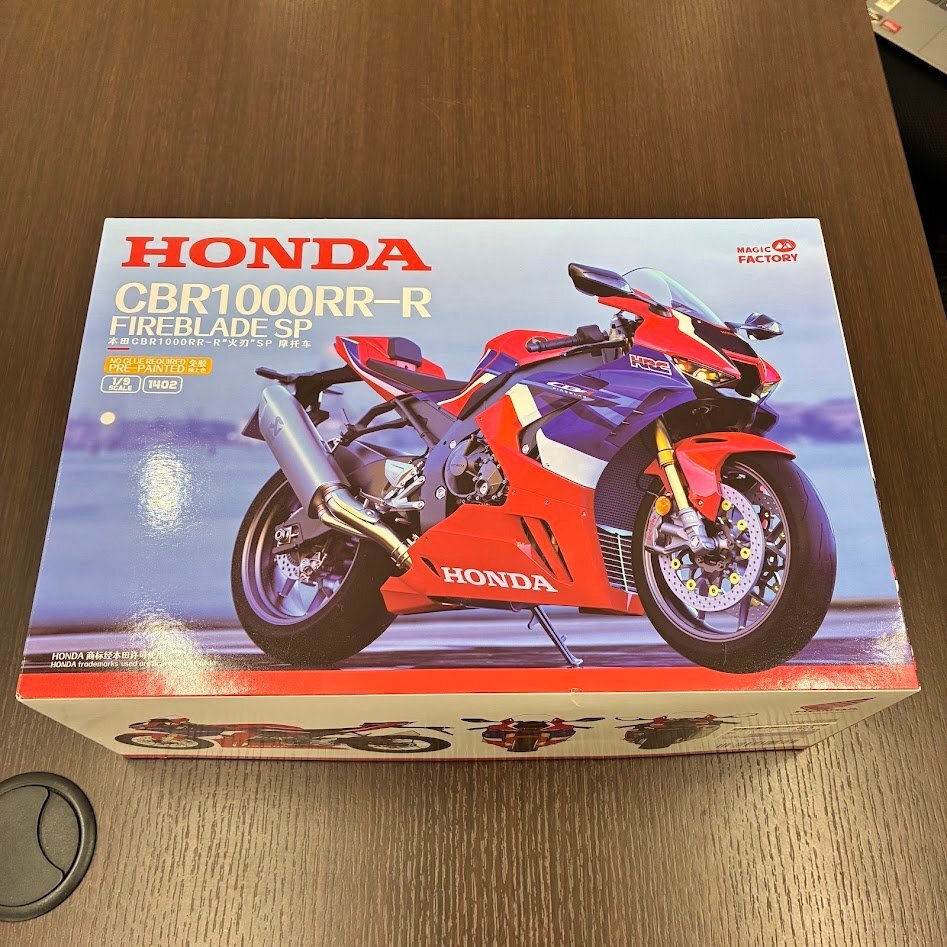 ■1/9 HONDA CBR1000RR-R FIREBLADE SP MAGIC FACTORY ホンダ 火刃 バイク オートバイ プラモデル 組立途中 現状品□■