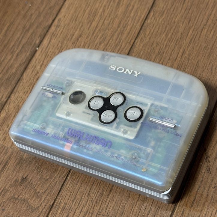 ★クリアカラー★ SONY ソニー WM-EK1 WALKMAN ウォークマン ポータブルカセットプレーヤー Y09