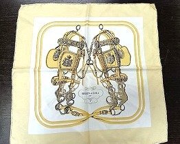 A185 HERMES エルメス ヴィンテージ シルク スカーフ カレ45 馬具デザイン 現状品 新宿◎