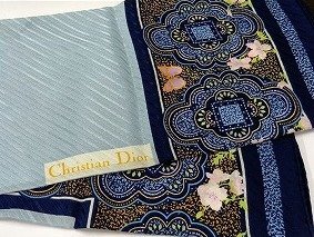 A079 Christian Dior クリスチャンディオール 花柄 シルク スカーフ 約77ｘ77cm 現状品 新宿◎