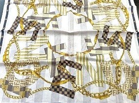 A050 FENDI フェンディ チェーン柄 ハンカチ 現状品 新宿◎