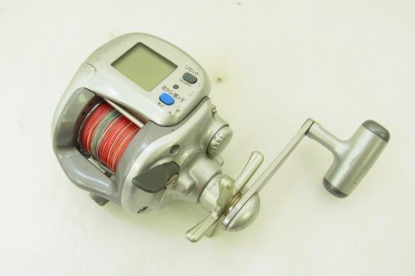 C009-J48-205 DAIWA ダイワ 300Ci 電動リール 現状品③ 渋谷