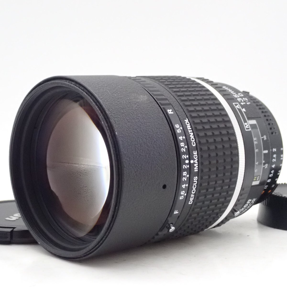 整備済 Nikon Ai Ais AF DC Nikkor 135mm f2D 望遠 単焦点 プライム モーター非内蔵 オートフォーカスレンズ フルサイズ対応 300700