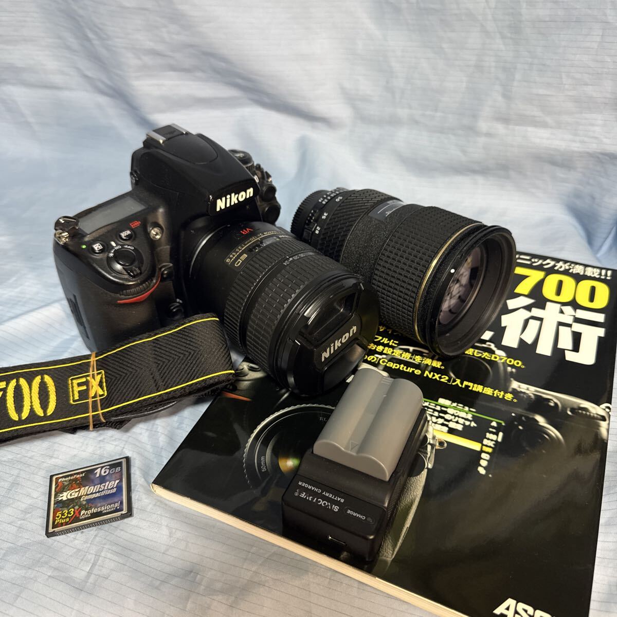 Nikon D700 AF S NIKKOR 24-120mm 3.5-5.6 G Nikon デジタル一眼レフカメラ