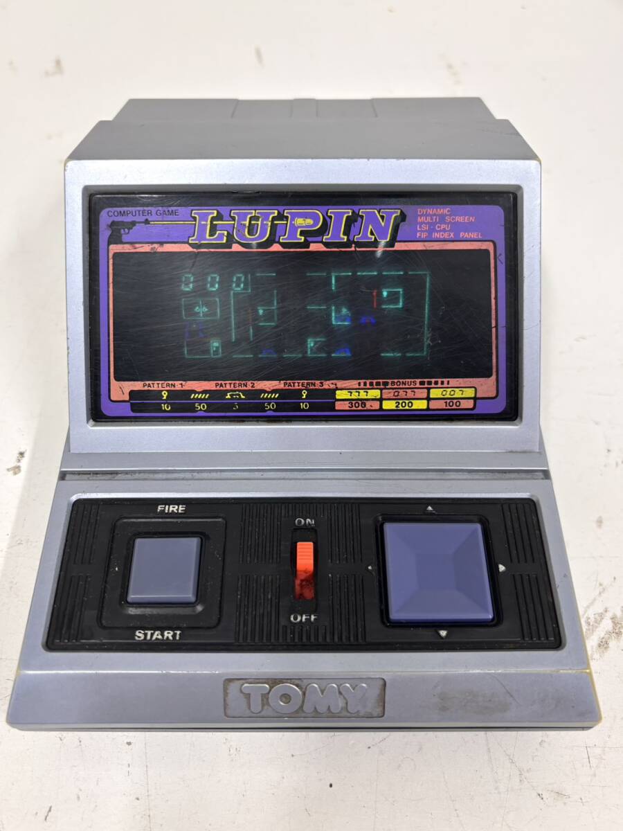 E932　TOMY　LSIゲーム　ルパン三世　黄金強奪作戦　LUPIN　通電確認済み　電子ゲーム