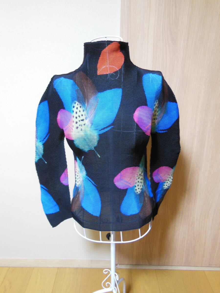  ISSEY MIYAKE イッセイミヤケ Me ミー ワッフルプリーツ 長袖カットソー