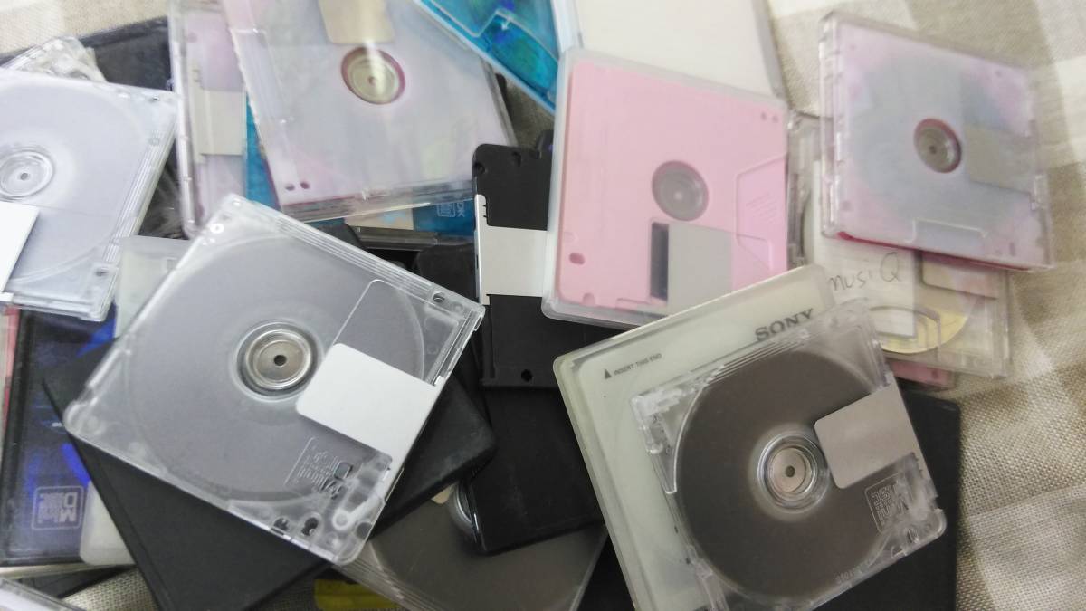 ★★ 即決!!　MD ディスク　いろいろ まとめて 20枚セット　ミニ ディスク　まとめ売り　Mini Disc　20 pieces　レトロ　アンティーク