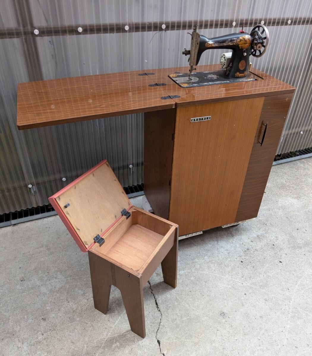 15424-043★SINGER シンガー 足踏みミシン 型式不明 ブラザー製キャビネット アンティーク レトロ 当時もの 小物入れ 現状品★