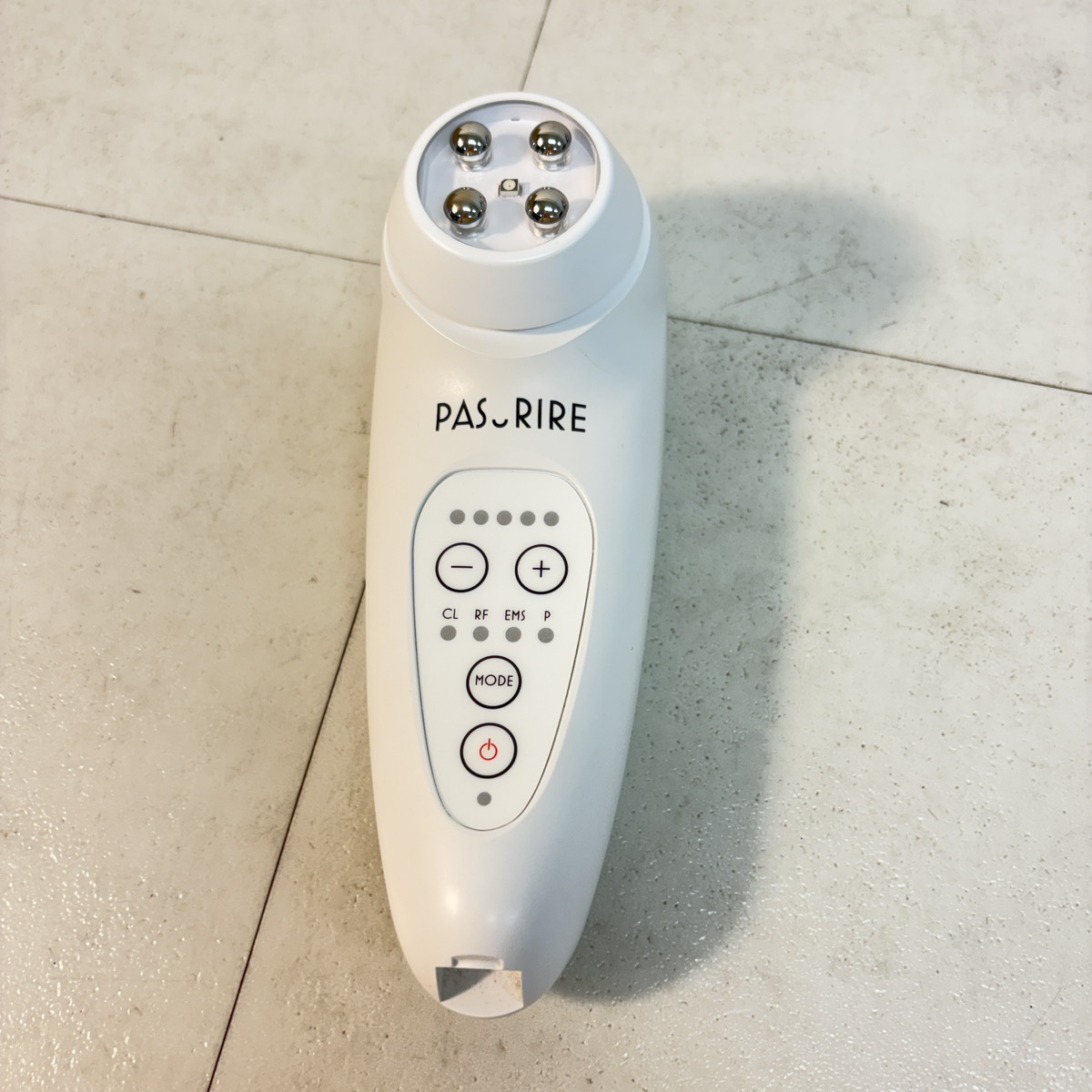 15527-08★PASRIRE パスリル 多機能美顔器 CL RF EMS P 4モード USB充電式 ホワイト 温感確認済み★