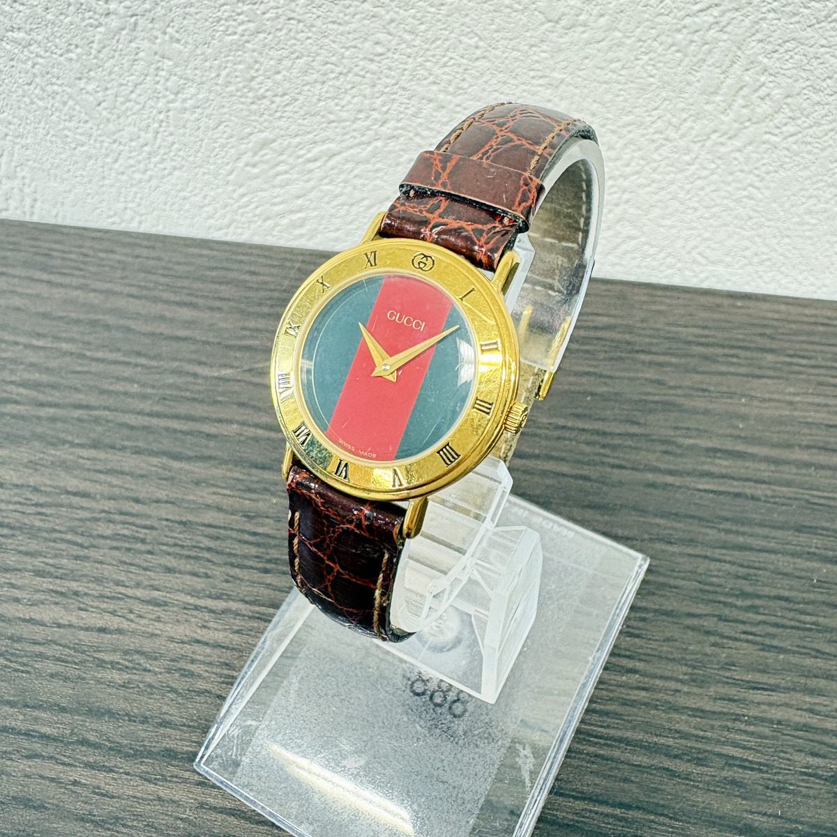 15549-04★GUCCI グッチ 3000.2.L レディース腕時計 シェリーライン文字盤 ゴールド レザーベルト クォーツ リューズ可動 電池切れ★