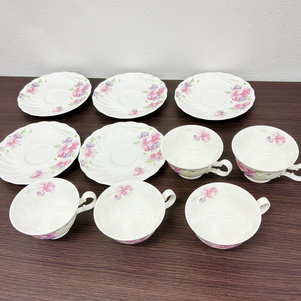 15548-06★Noritake ノリタケ Studio Collection スタジオコレクション 9849 ボーンチャイナ カップ＆ソーサー 5客セット 花柄 洋食器★