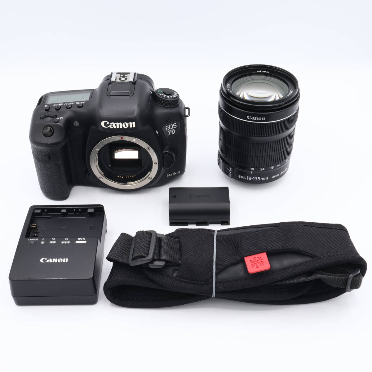 Canon キヤノン デジタル一眼レフカメラ EOS 7D Mark II EF-S18-135 IS STM レンズキット #260729_151053001754 