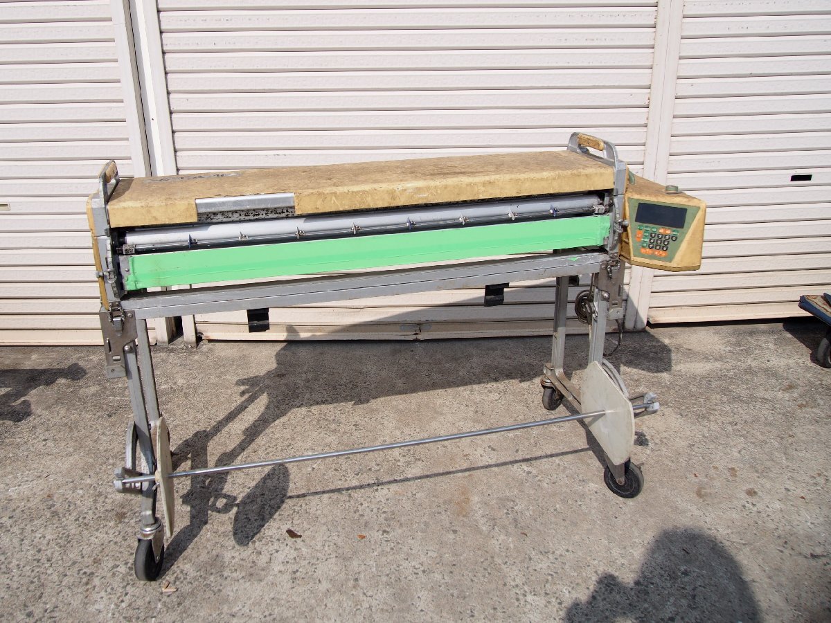 ☆【T0722-13】 yayoi ヤヨイ ルーアコーター クロス糊付け機 ナイフ式 スリッター 現状品