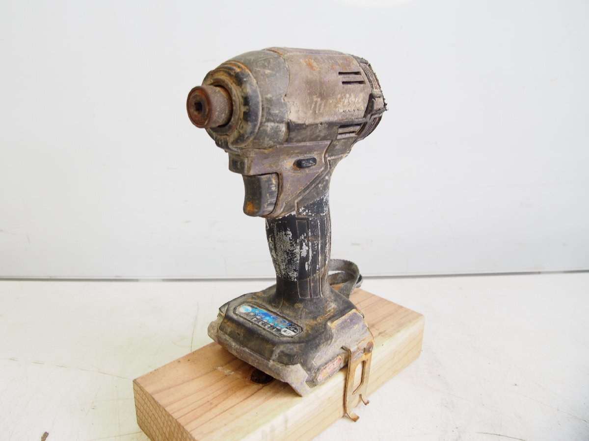 ☆【2T0625-20】 makita マキタ 充電式インパクトドライバー TD002G 本体のみ 36V-40V 電動工具 ジャンク