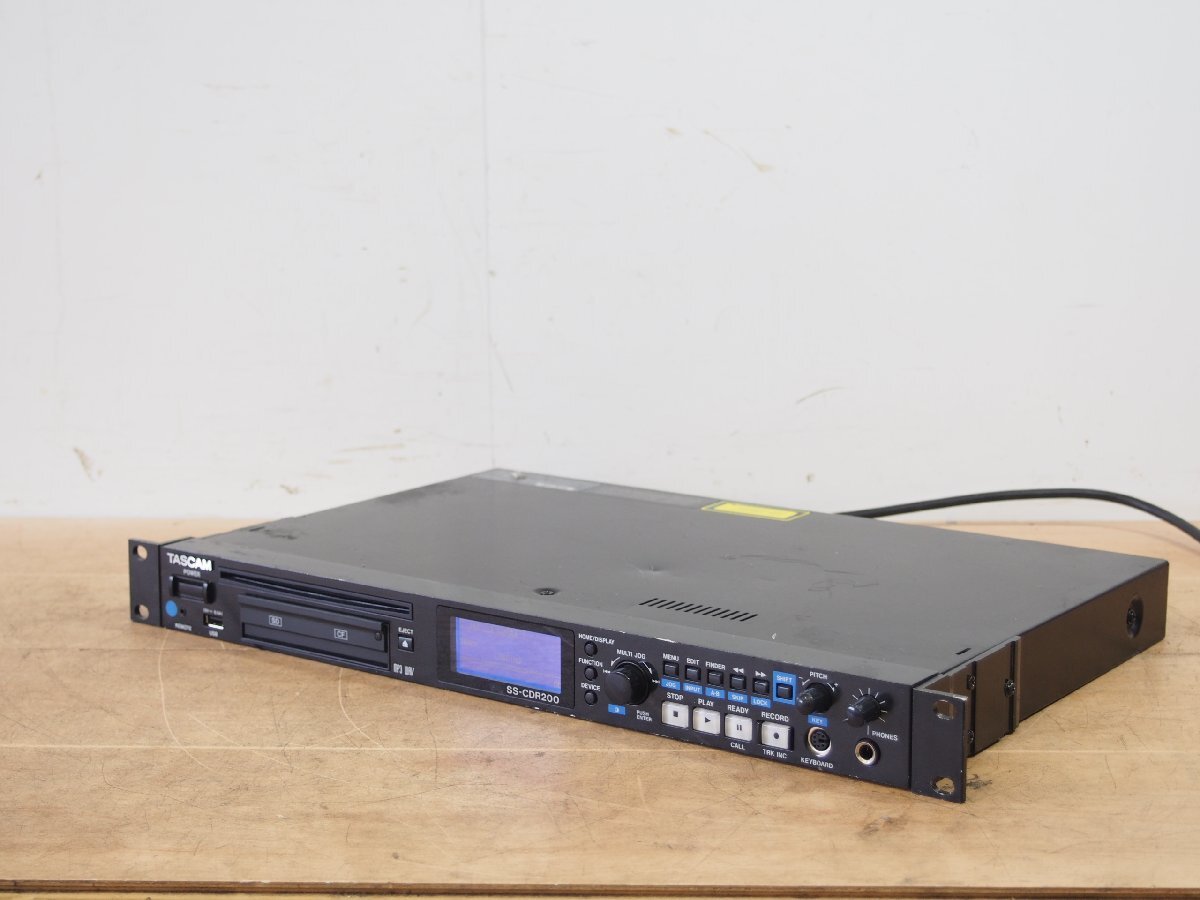 ☆【1T0805-13】 TASCAM タスカム ステレオオーディオレコーダー SS-CDR200 100V 通電OK ジャンク