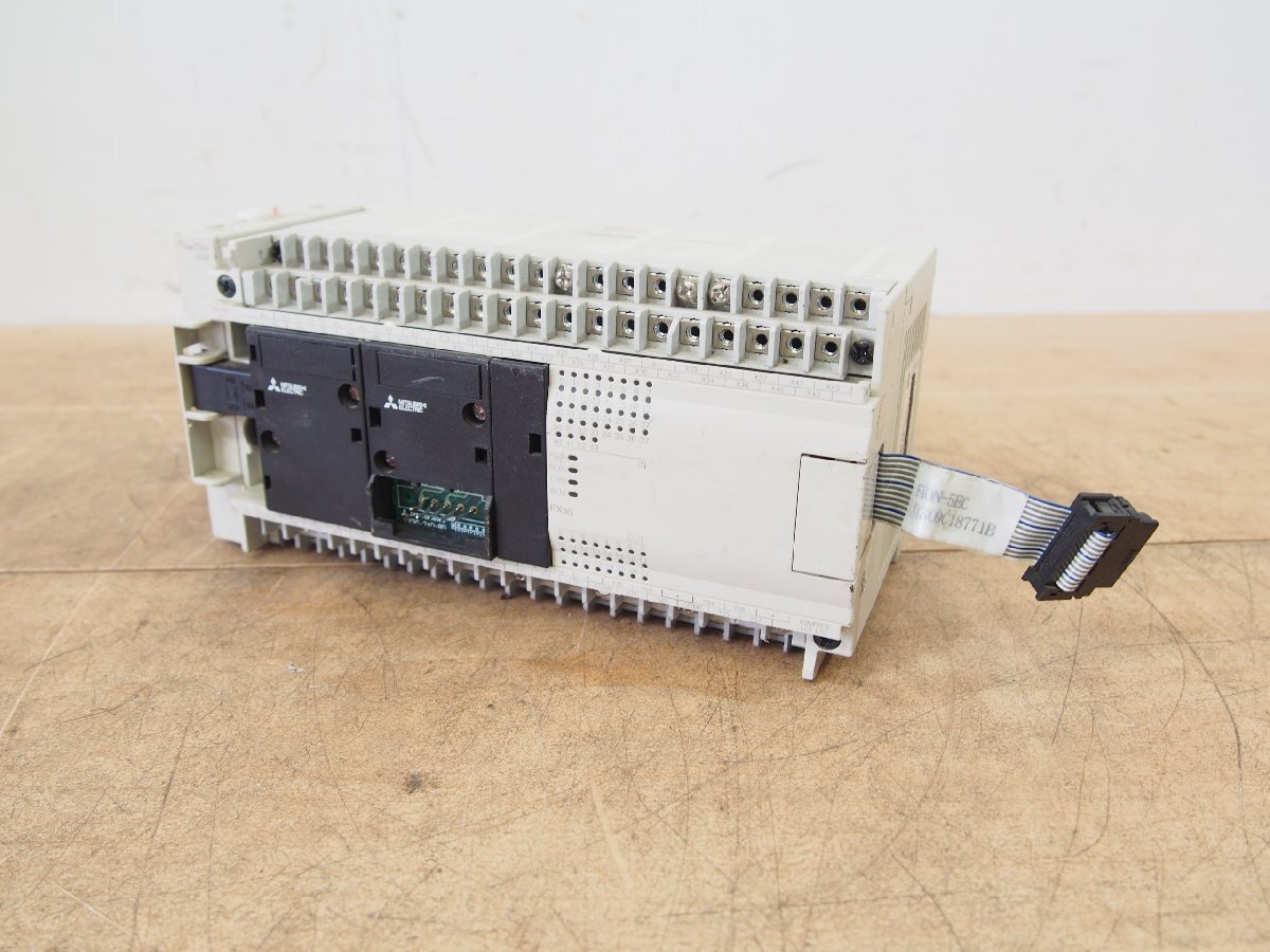☆【1T0805-2】 MITSUBISHI 三菱 シーケンサー FX3G-60MR/ES ジャンク