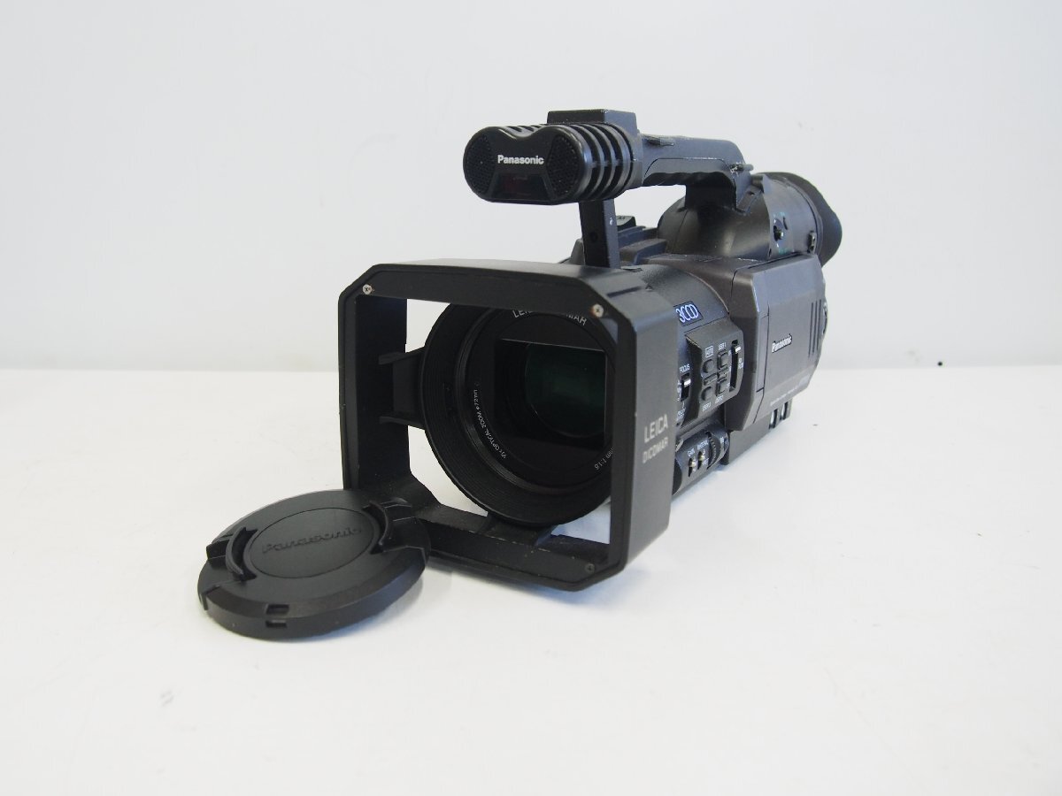 ☆【2T0728-22】 Panasonic パナソニック 業務用デジタルビデオカメラ AG-DVX100B レンズカバー付き LEICA DICOMAR f=4.5~45mm 1:1.6 10x O