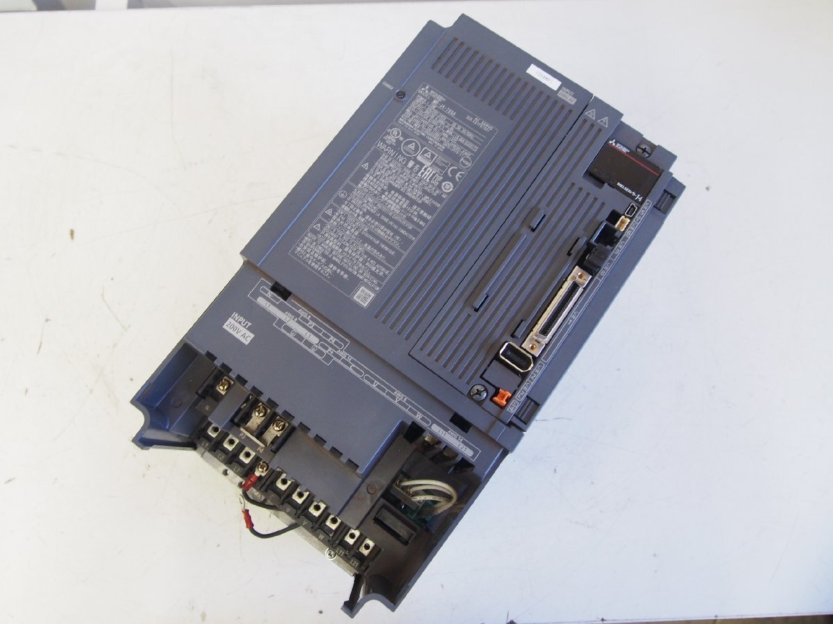☆【1T0811-5】 MITSUBISHI 三菱 サーボアンプ MR-J4-700A サーボモーター ジャンク